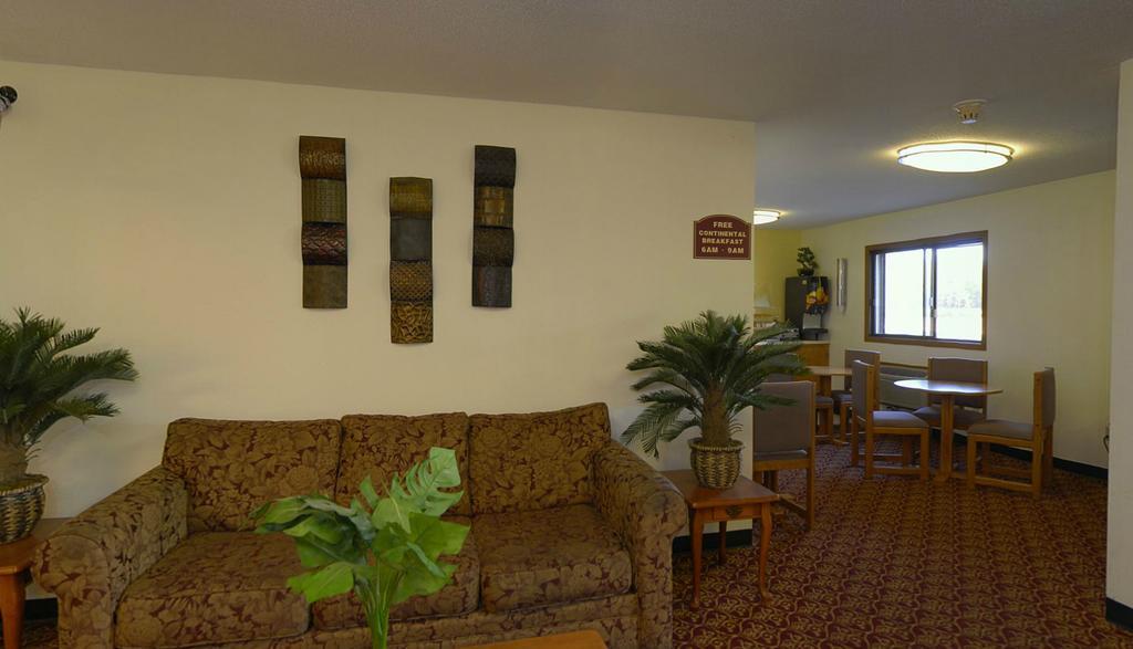 Rodeway Inn Brainerd Buitenkant foto